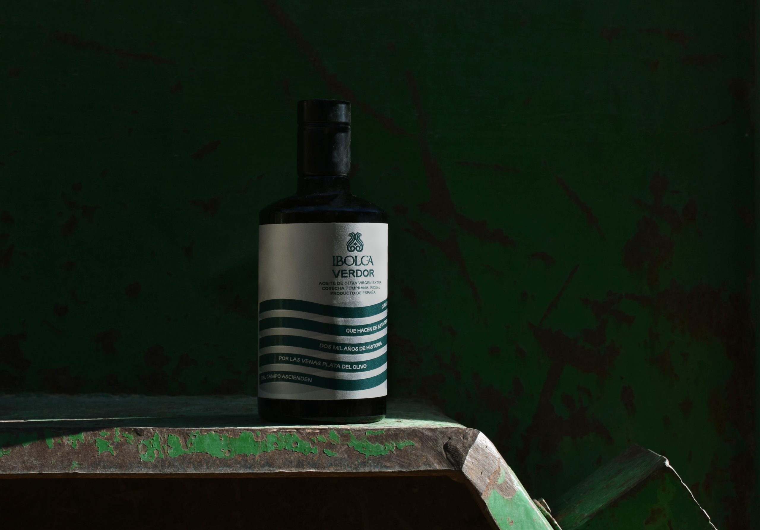 Diseño packaging IBOLCA AOVE Mediodía Estudio